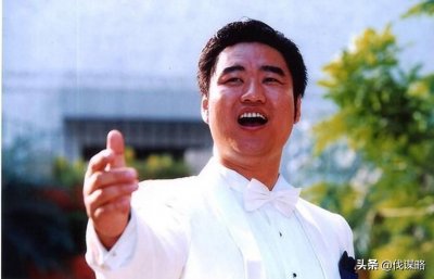 ​丛飞：捐款超300万患癌去世，5年后妻子遇害，两个女儿过得如何？