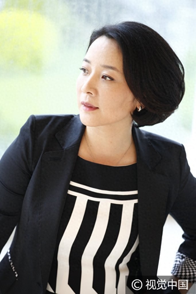 电视剧《家有喜妇》央视八套热播 袁姗姗、贾乃亮主演