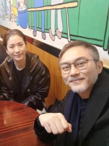 ​张智霖袁咏仪疑遭软封杀，恩爱夫妻变捞钱夫妻，口碑崩塌！