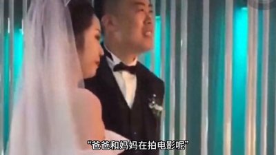 ​CBA球星人妻圈，揭秘韩德君妻子，职业模特为了爱情回归家庭