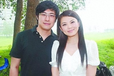 ​不比不知道！离婚四年，49岁的李湘早已成了王岳伦高攀不起的模样