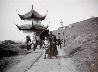 ​向警予秘密埋葬处补乾亭在武汉“现身”