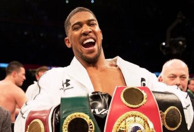 ​约书亚又搞事情，泰森与阿里究竟谁更厉害，他给出了评判