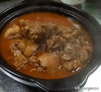 ​大厨分享红焖狗肉的正确做法，香辣入味不油腻，暖身又暖胃