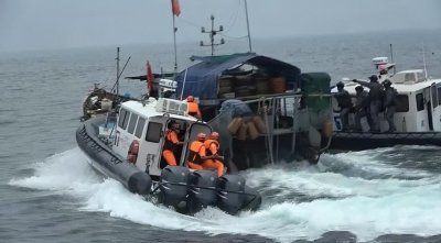 ​台湾当局再次扣押大陆渔船，粗暴抓捕5人，口出狂言不准“越界”