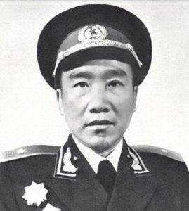 ​三件事让八纵司令段苏权在四野名声扫地，准兵团级的他痛失上将