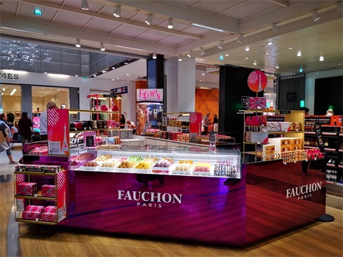 法国夏尔·戴高乐国际机场的印记