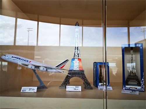 法国夏尔·戴高乐国际机场的印记