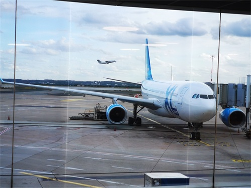 法国夏尔·戴高乐国际机场的印记