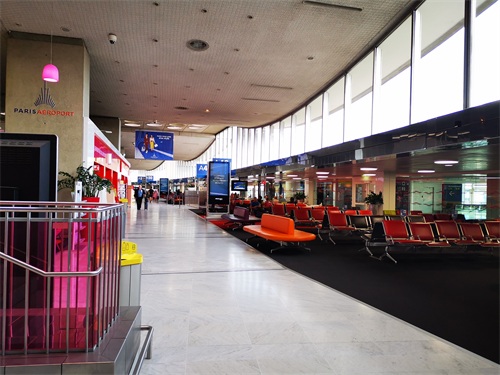 法国夏尔·戴高乐国际机场的印记