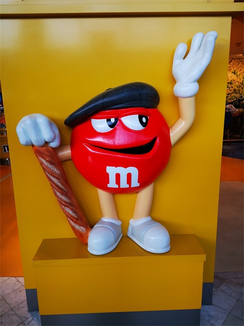 法国夏尔·戴高乐国际机场的印记