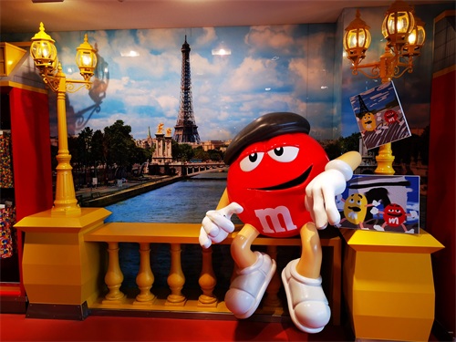 法国夏尔·戴高乐国际机场的印记