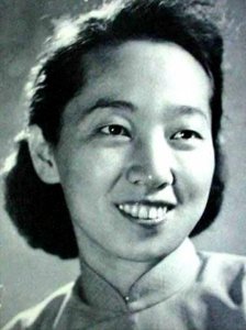 ​声名卓著的演员于蓝的爱情与事业