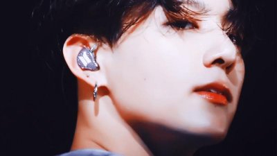 ​王一博同款，第一个爆单的王一博同款你抢到了吗