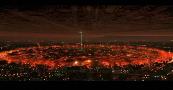 十部经典的外星人电影有哪些（经典必看的外星人电影排行榜）(4)_