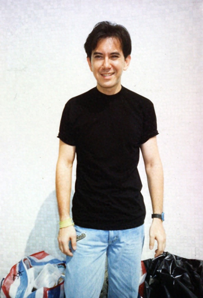 香港实力派影帝黄秋生年轻照片爆出,中英混血,最佳男配角