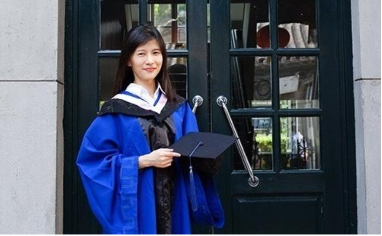 papi酱是干啥的（网红papi酱姜逸磊个人资料）