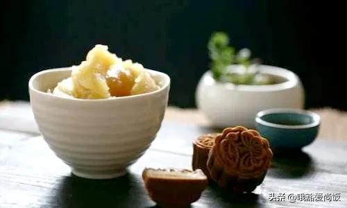 莲蓉馅是什么材料做的（你知道莲蓉馅用什么莲子吗）