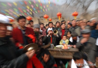​甘肃和宁夏个别地方为何故老相传：唢呐越吹越穷？