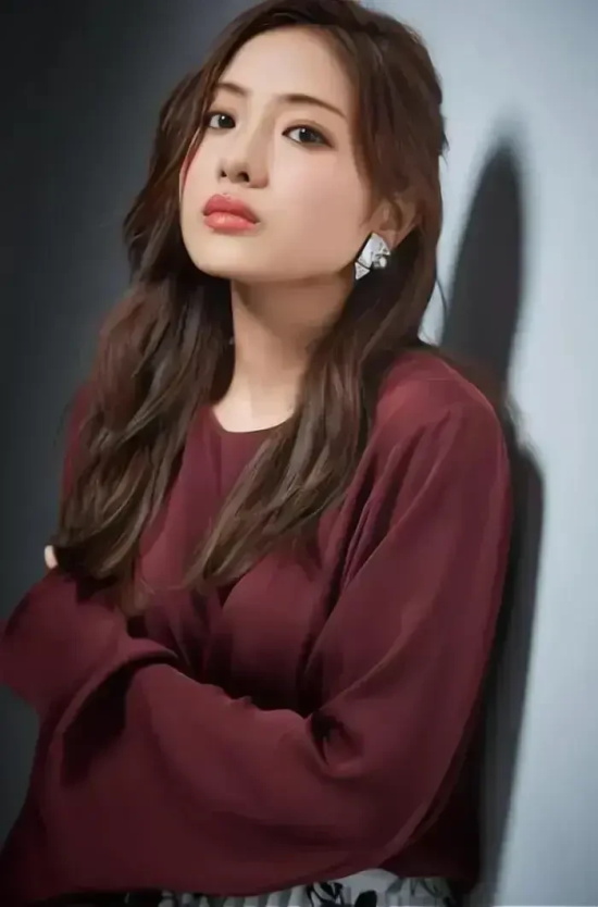 岛国励志美神：石原里美是那种只要一笑，就值得拥有最好的女孩