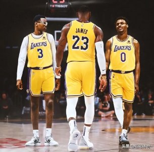 ​布朗尼詹姆斯与布莱斯詹姆斯：父子传承与未来展望