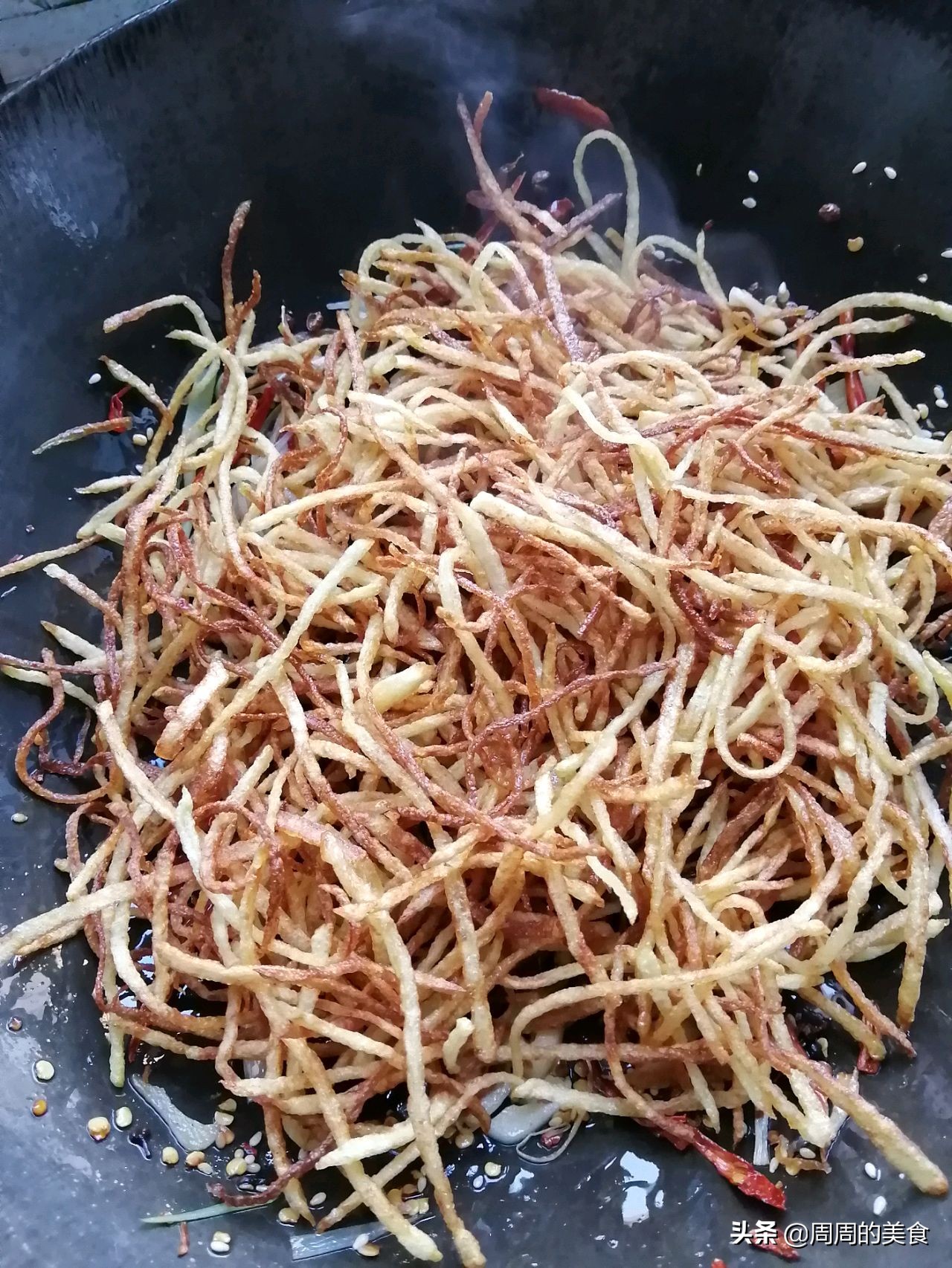 土豆炒多久才熟透(金黄酥脆炒土豆丝制作步骤)