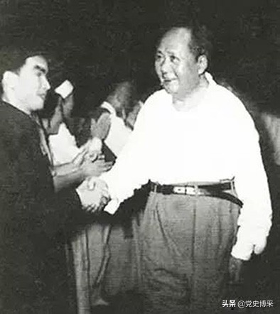 现代京剧经典之《奇袭白虎团》