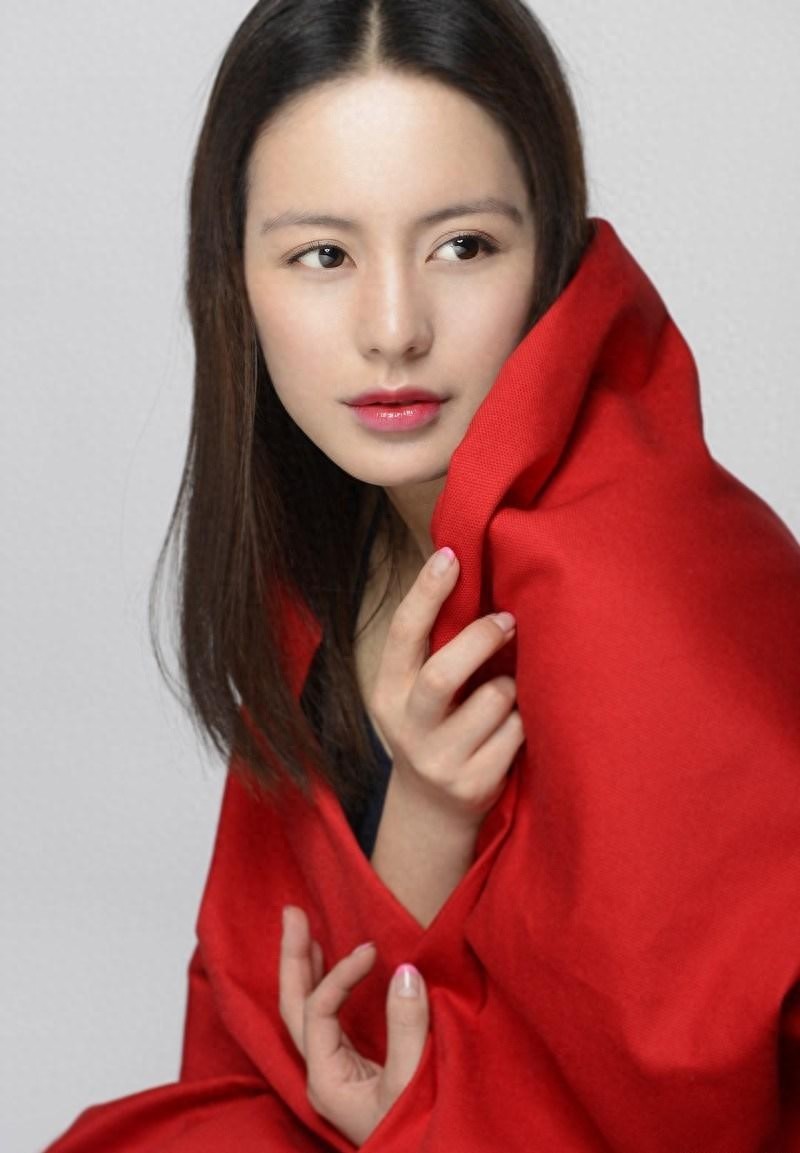 新晋女神王力可，不断颠覆自己，演艺圈的拼命三娘