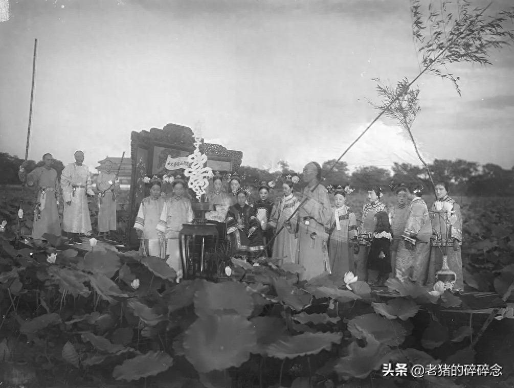 难得的一组慈禧“老佛爷”的真容照，图五是其cosplay照