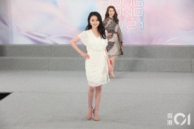 ​翻版范冰冰余晓蕙被指整容 激动澄清：没做过任何手术