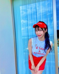 ​乳香溢出屏幕！才貌双全的日本正妹 铃木富美奈