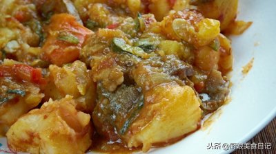 ​东北家常菜茄子炖土豆，太下饭啦