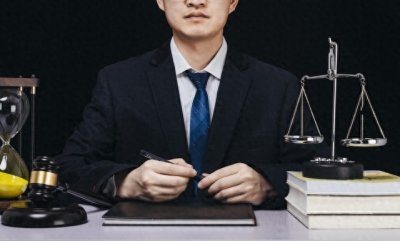 ​吴法天的北京律师事务所生意应该是红红火火的