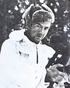 ​98天消灭542名敌军，半张脸被打掉依旧生还【白色死神西蒙·海耶】