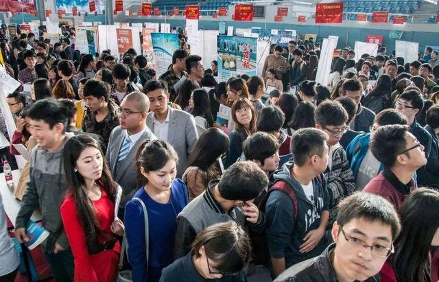 有哪些适合上班轻松做的兼职（职场新人们这5种）(1)