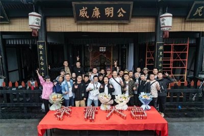 ​张浩电影《新九品芝麻官》杀青，反诈老陈加盟，将一起致敬周星驰