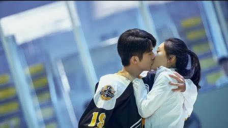 吴倩调侃和张新成拍吻戏没感觉，张新成却不是，感觉某人后院着火