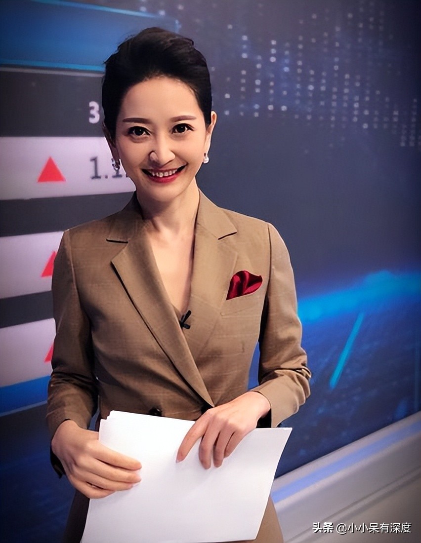 央视财经一姐谢颖颖近照，她的老公到底是谁？40岁生下女儿很幸福