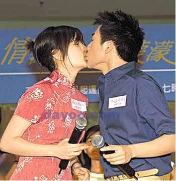 赵薇苏有朋不要说你真心爱过我（赵薇苏有朋感谢一起长大的朋友）(10)