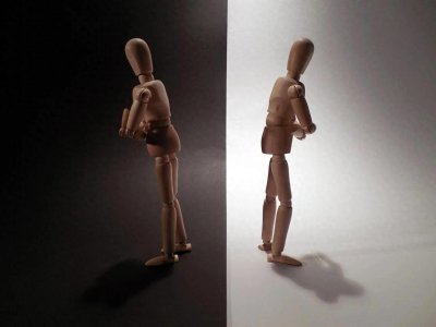 ​论责任意识---逐渐流失的民族根本