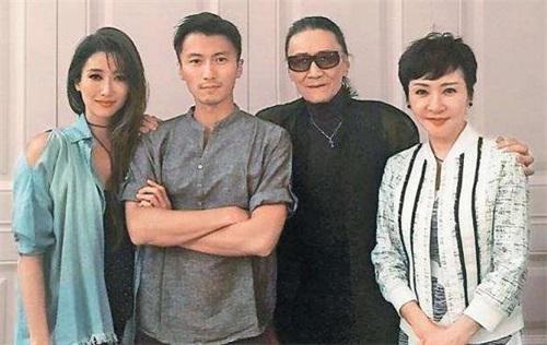 谢婷婷生女引热议，港媒爆料谢霆锋兄妹冷战断联数月！