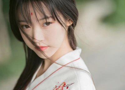 ​女孩会爱 微信聊天开场白台词大全集