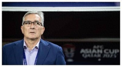 ​国足新帅将敲定首期名单！名记证实：艾克森无缘，德尔加多将入选