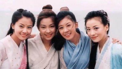 ​倚天屠龙记结局：张无忌携两佳人隐居江湖