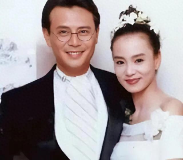 “泪眼皇后”刘雪华个人资料,果然爱哭的人命运总是不济。