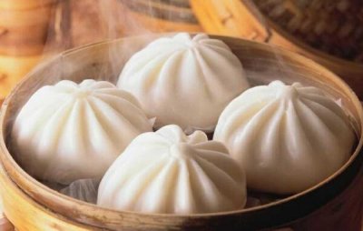 ​蒸包子用冷水仍旧开水，发酵佳用开水（没发酵佳用冷水）