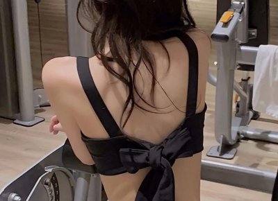 ​55岁大妈相亲，要求对方提供5万彩礼，大爷回怼：你真是异想天开